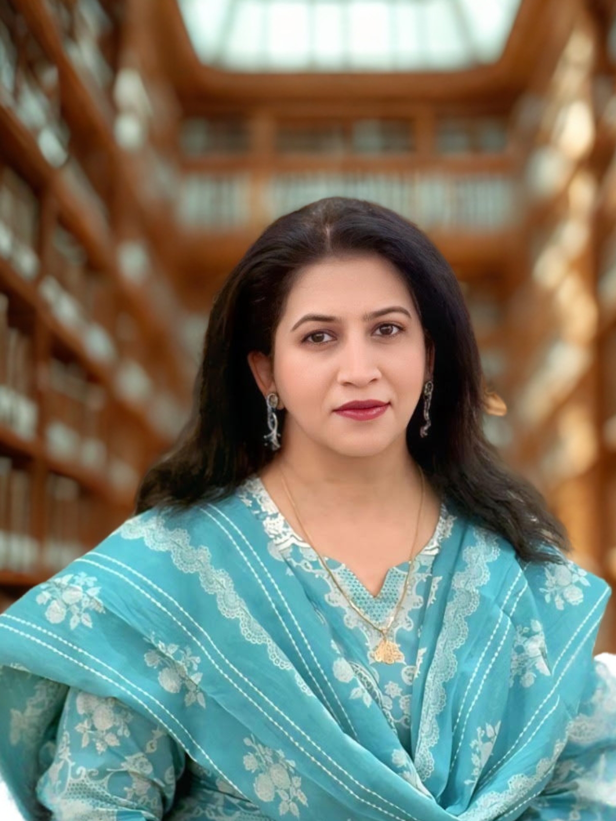 Dr. Amna Shahid