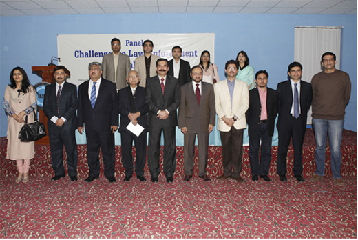 Speakers discuss challenges to law enforcement in Pakistan
