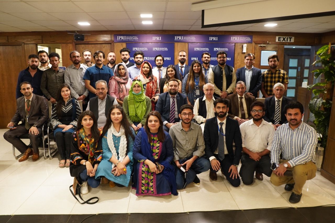 Department of Political Science and International Relations (DPSIR), UMT delegation visits Islamabad Policy Research Institute (IPRI)