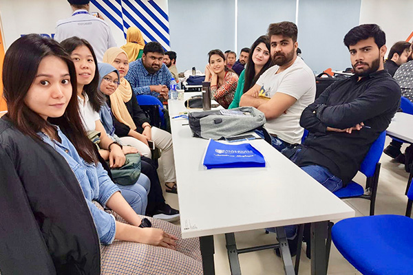 Umt Students From The School Of Professional Advancement Visit