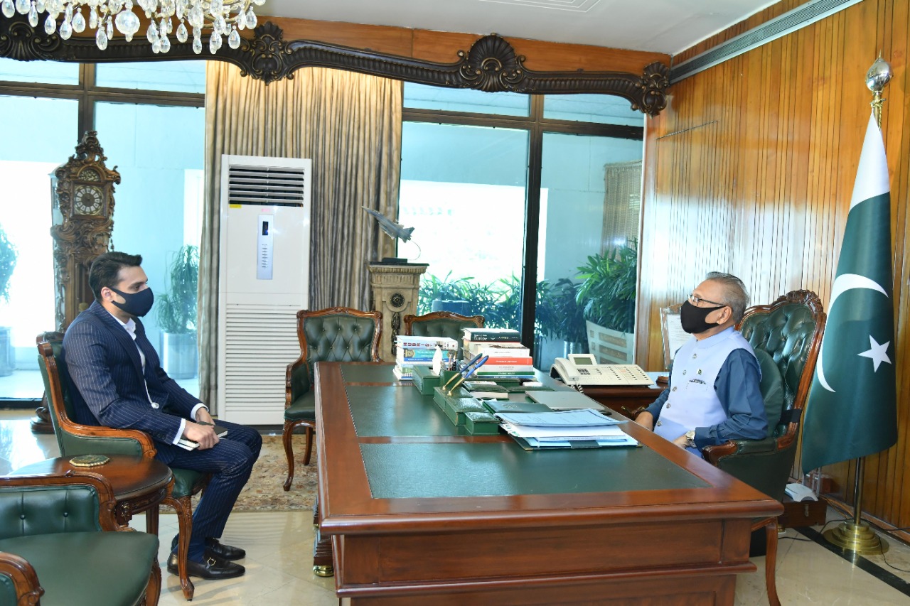 President UMT Meets President Of Pakistan Arif Alvi