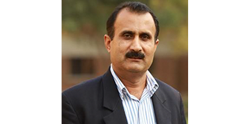 <b>Dr Irshad Hussain</b> <br /> Prof: Syed Babar Ali School of Science and Engineering LUMS