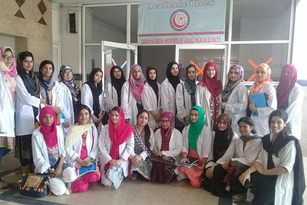 SHS Students Receive Training at Surraya Azeem Teaching Hospital