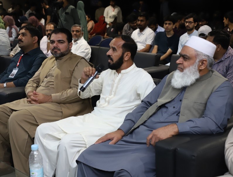 Dr. Munir Ahmad 1
