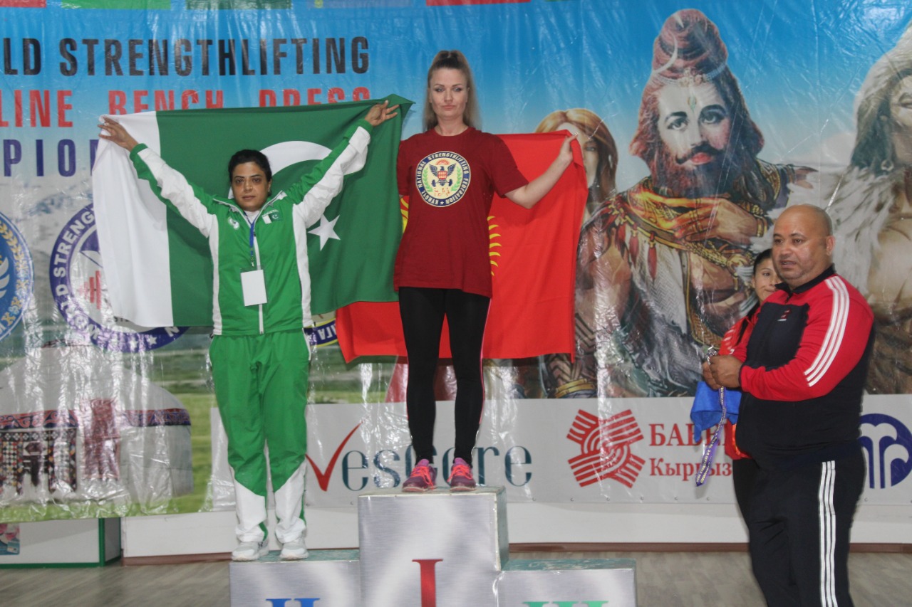 The SDT Student representing Pakistan Strength-Lifting Team wins Silver Medals in International Championship