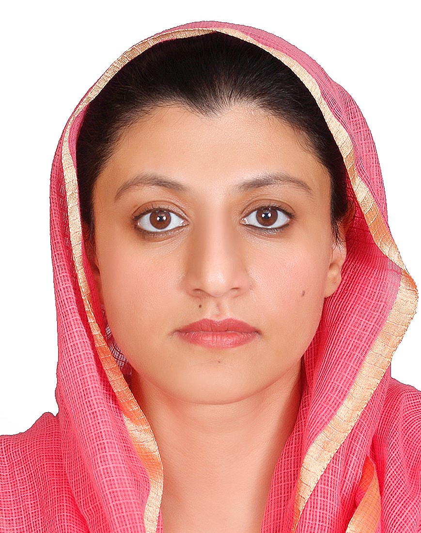 Dr Sara Khan